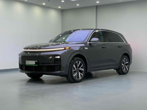Ли Авто L7